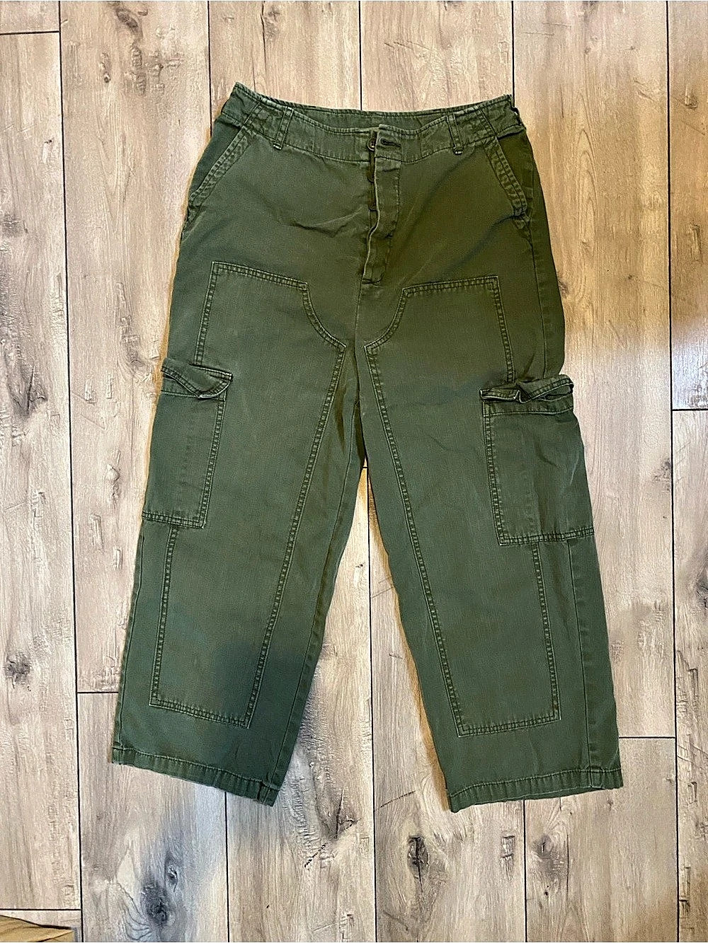 Universal Thread 19Olive Cargo Pants